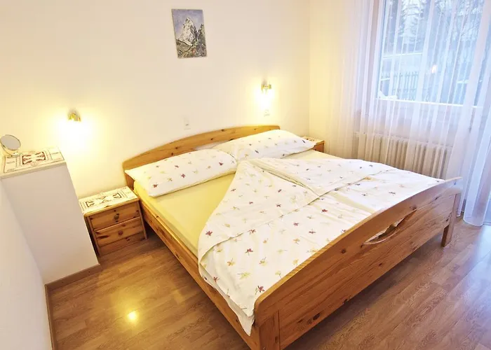 Bergkristall Apartament *